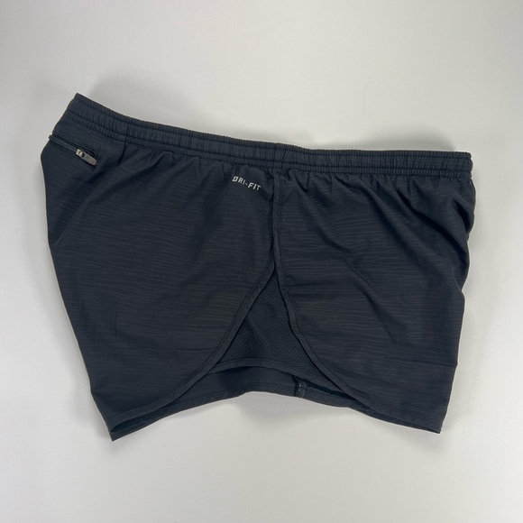 Nike Dri-Fit Running Shorts w/ Pocket and Inner Lining - black, M - Picture 4 of 13